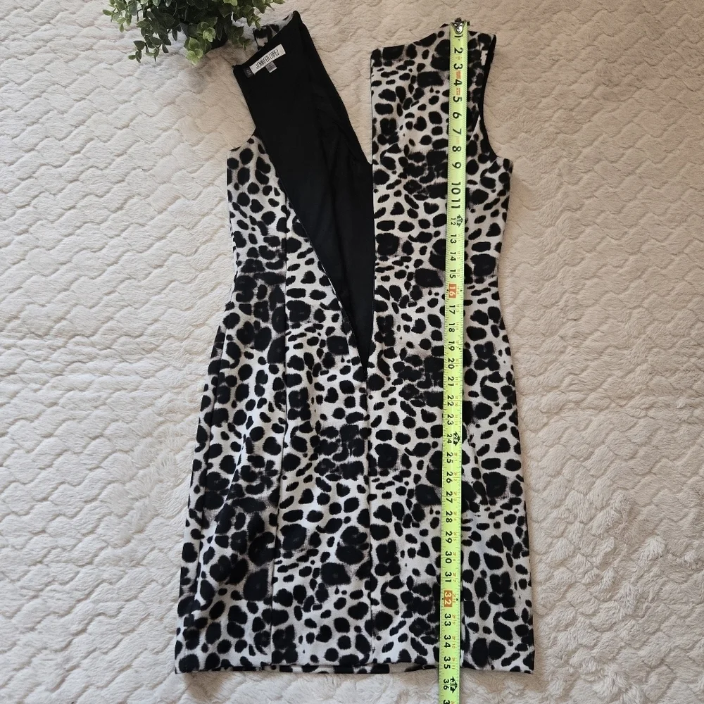 Jennifer Lopez Black & Cream Leopard Print Sleeveless Sheath Dress, Size 6 - Picture 4 of 8